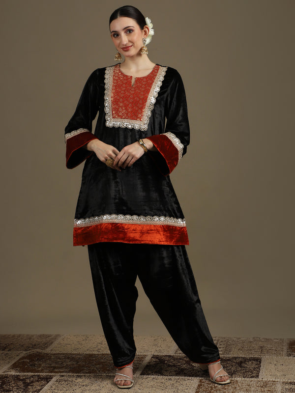 Straight Kurti & Farshi Salwaar Set with Dupatta in Black & Rust Orange